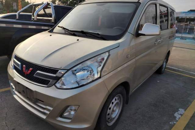 Used Wuling Rongguang V 2015 1.5L Base Version