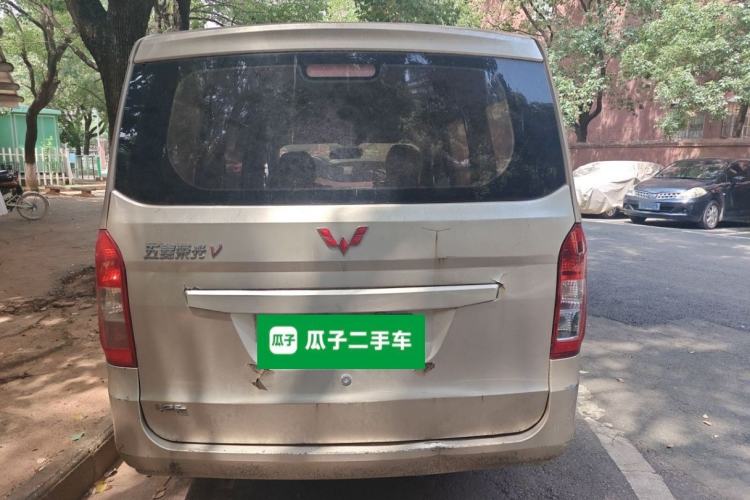 Used Wuling Rongguang V 2015 1.2L Base Version Rear