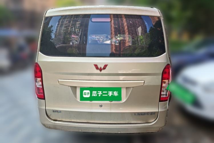 Used Wuling Rongguang V 2015 1.5L Base Version Rear