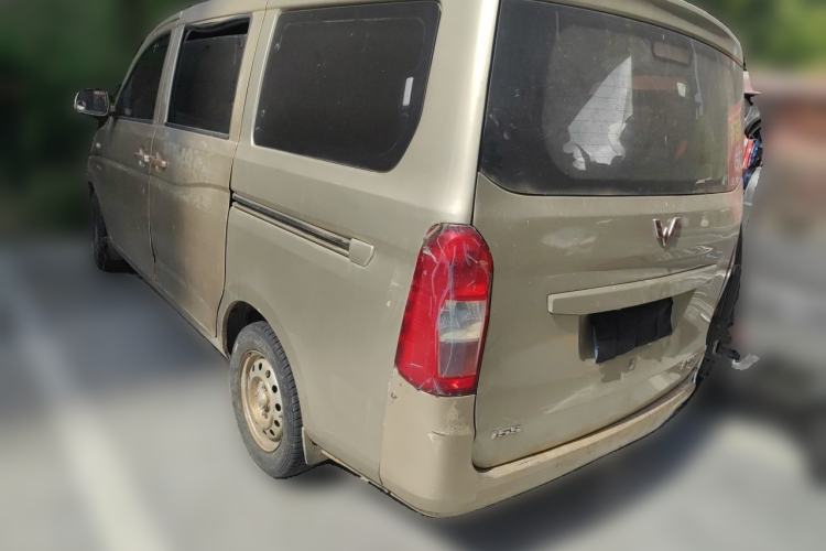 Used Wuling Rongguang V 2015 1.5L Practical Version Rear Left 45 Deg