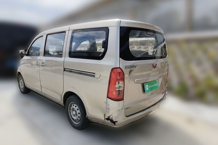 Used Wuling Rongguang V 2015 1.2L Base Version Rear Left 45 Deg