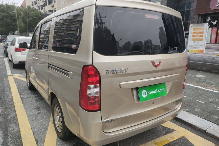 Used Wuling Rongguang V 2015 1.2L Base Version Rear Left 45 Deg