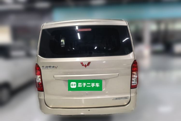 Used Wuling Rongguang V 2015 1.2L Base Version Rear
