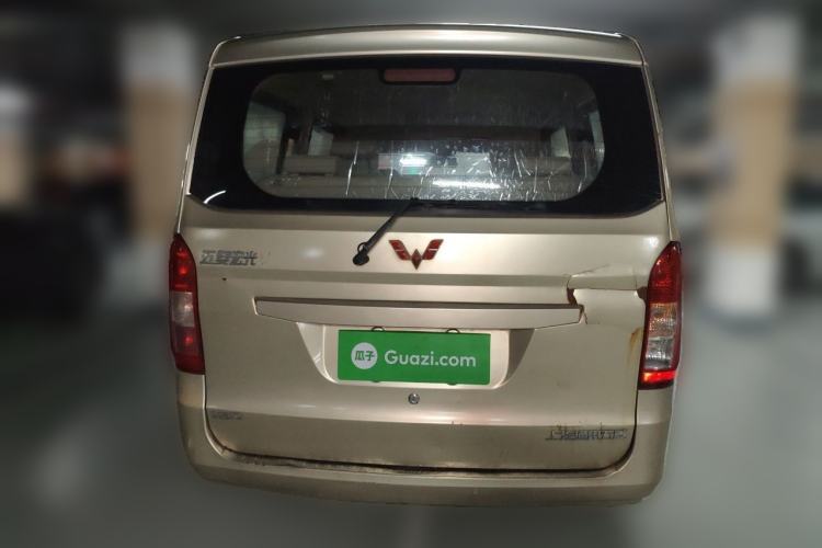 Used Wuling Rongguang V 2015 1.5L Standard Version Rear