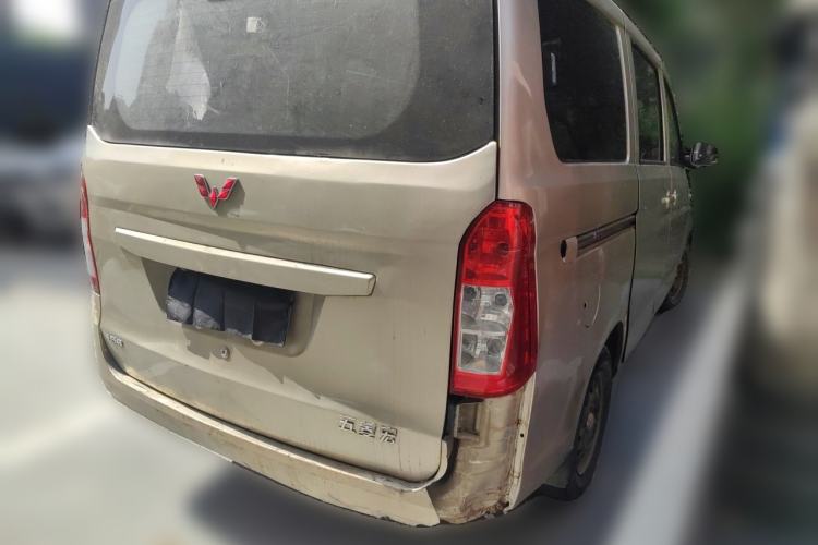 Used Wuling Rongguang V 2015 1.5L Practical Version Rear Right 45 Deg