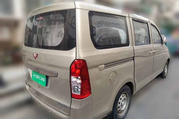 Used Wuling Rongguang V 2015 1.2L Practical Model Rear Right 45 Deg