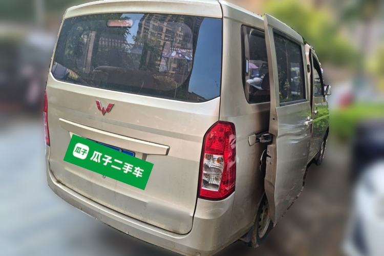 Used Wuling Rongguang V 2015 1.5L Base Version Rear Right 45 Deg