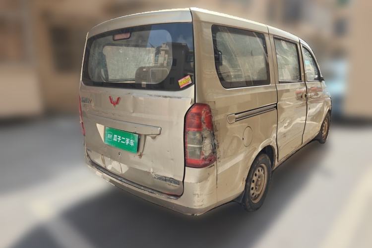 Used Wuling Rongguang V 2015 1.5L Base Version Rear Right 45 Deg