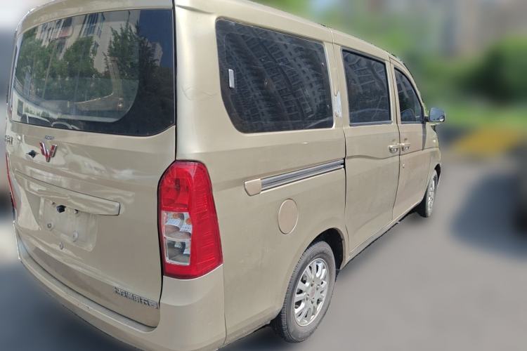 Used Wuling Rongguang V 2015 1.5L Standard Version Rear Right 45 Deg