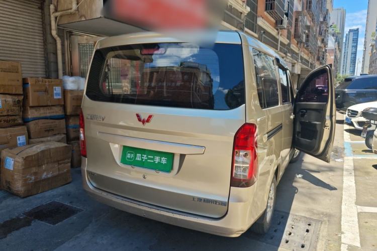Used Wuling Rongguang V 2015 1.2L Standard Version Rear Right 45 Deg