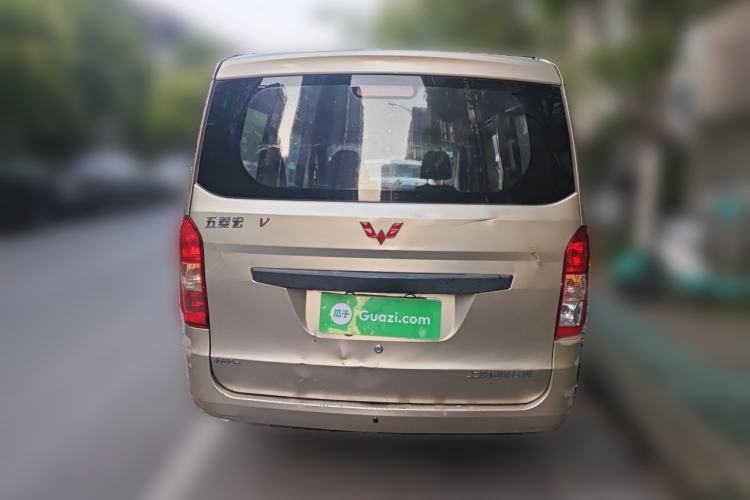 Used Wuling Rongguang V 2015 1.5L Base Version Rear