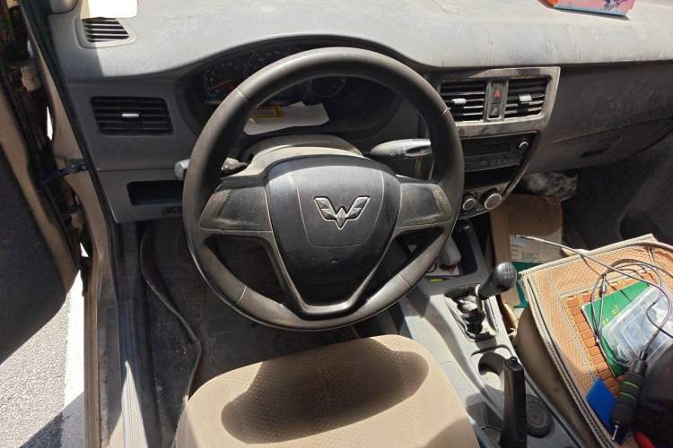 Used Wuling Rongguang V 2015 1.5L Base Version Steering Wheel
