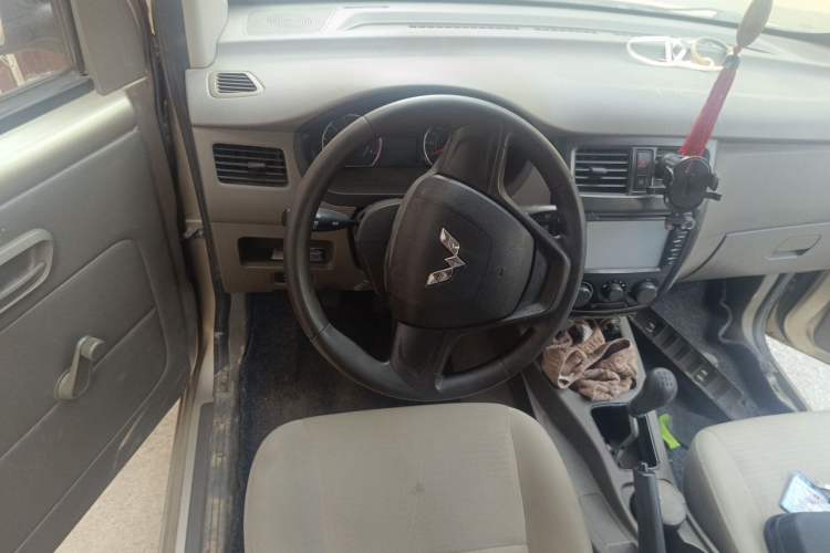 Used Wuling Rongguang V 2015 1.2L Practical Model Steering Wheel