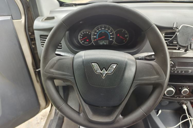 Used Wuling Rongguang V 2015 1.5L Base Version Steering Wheel