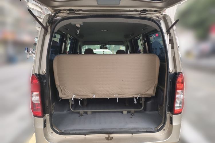 Used Wuling Rongguang V 2015 1.2L Base Version Trunk
