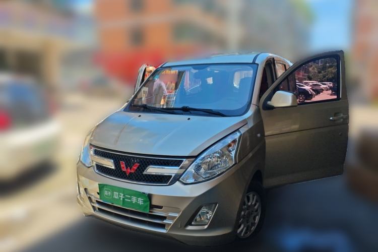 Used Wuling Rongguang V 2015 1.2L Standard Version Guazi used car, China used car export, Used car for sale, Used Wuling cars, Cheapest cars for sale