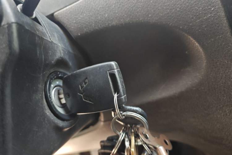 Used Wuling Rongguang V 2015 1.2L Base Version Vehicle Key