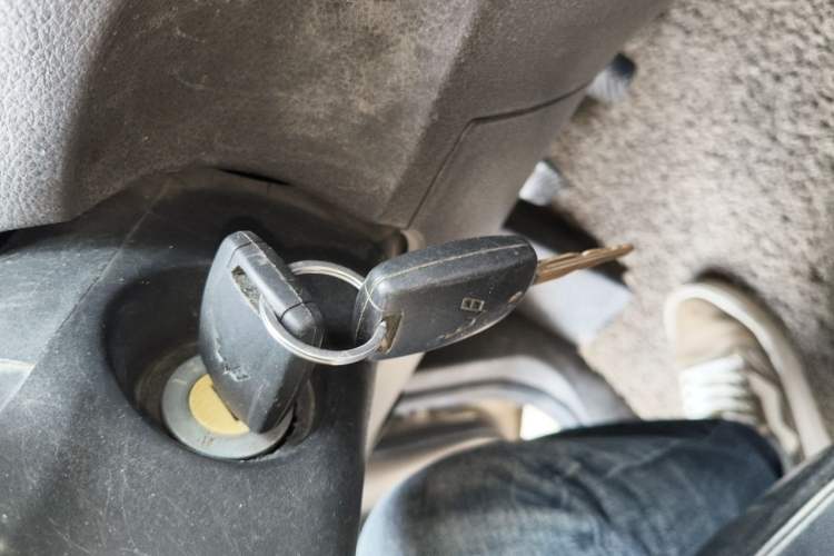 Used Wuling Rongguang V 2015 1.5L Standard Version Vehicle Key