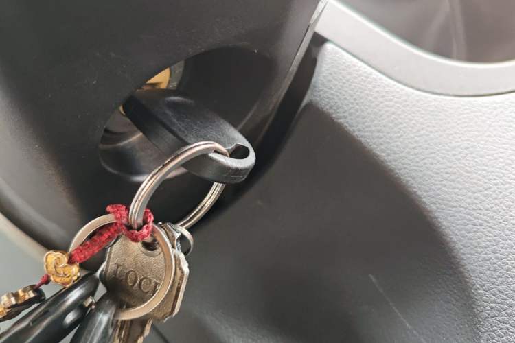 Used Wuling Rongguang V 2015 1.5L Base Version Vehicle Key