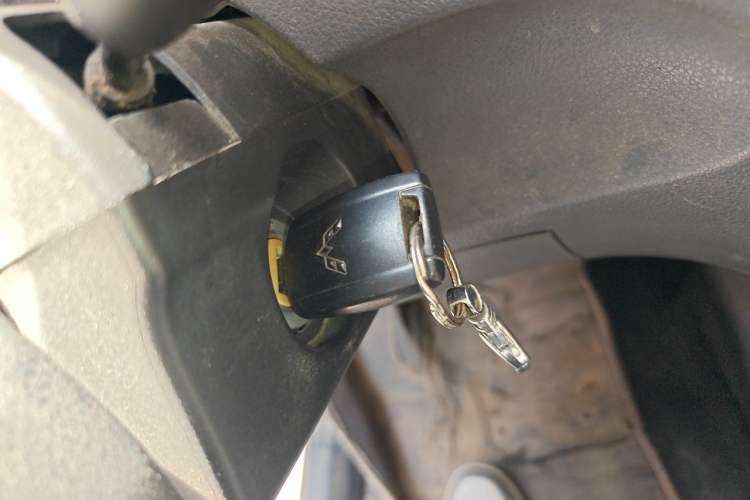 Used Wuling Rongguang V 2015 1.5L Base Version Vehicle Key