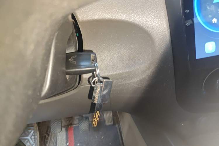 Used Wuling Rongguang V 2015 1.5L Base Version Vehicle Key