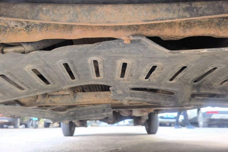 Used Wuling Rongguang V 2016 1.5L Standard Version Chassis Front