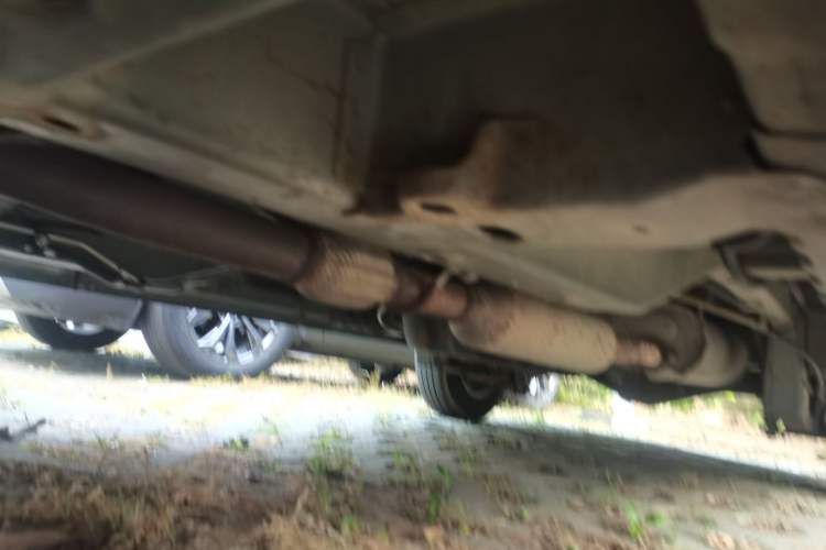 Used Wuling Rongguang V 2016 1.5L Standard Version Chassis Front Left