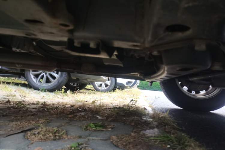 Used Wuling Rongguang V 2016 1.5L Standard Version Chassis Front Right