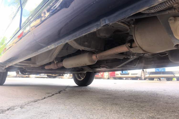 Used Wuling Rongguang V 2016 1.5L Standard Version Chassis Rear Left