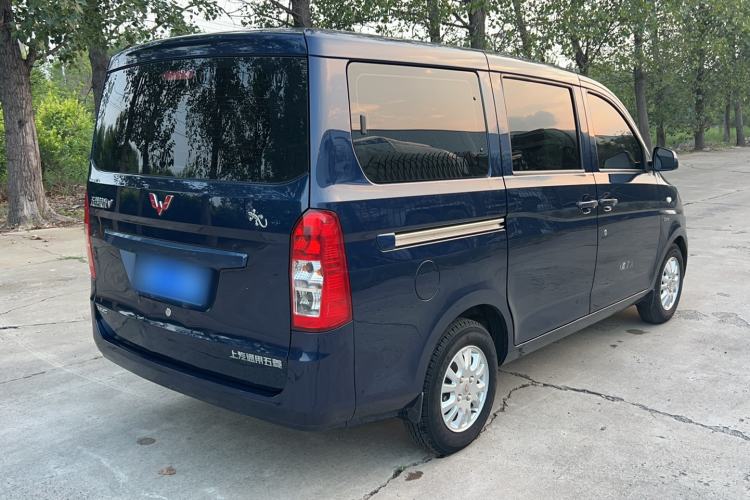 Used Wuling Rongguang V 2016 1.5L Standard Version Exterior 4