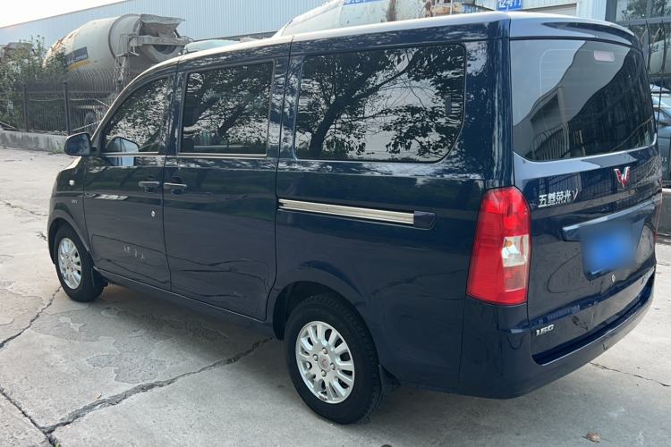 Used Wuling Rongguang V 2016 1.5L Standard Version Exterior 6