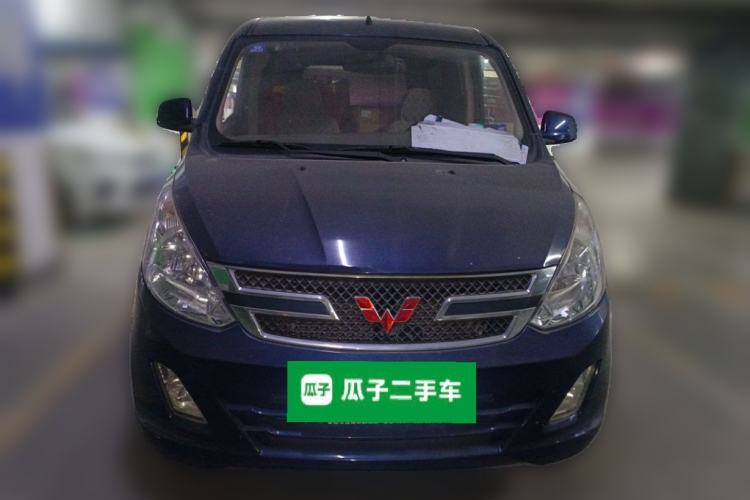 Used Wuling Rongguang V 2016 1.5L Standard Version Front