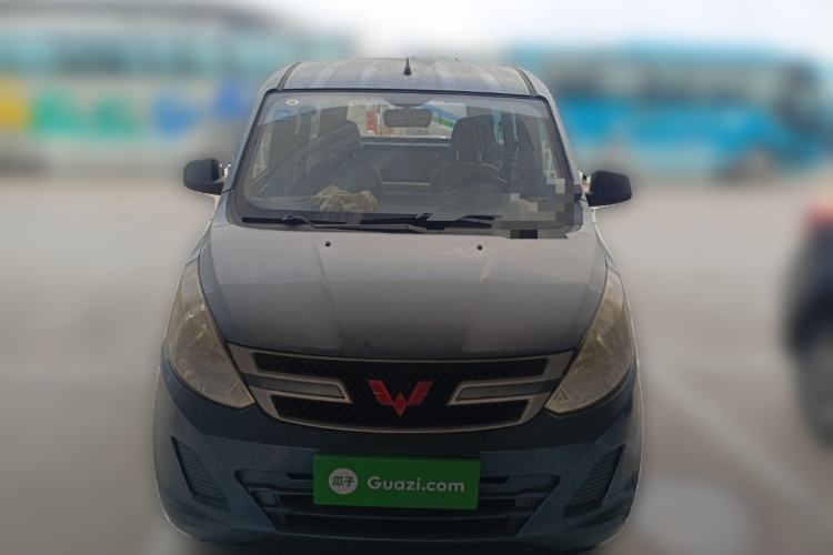 Used Wuling Rongguang V 2016 1.5L Practical Version Front