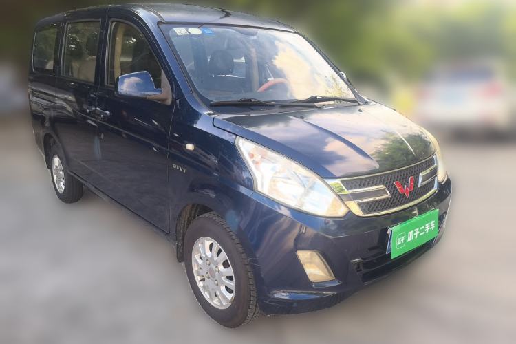Used Wuling Rongguang V 2016 1.5L Standard Version Front Right 45 Deg