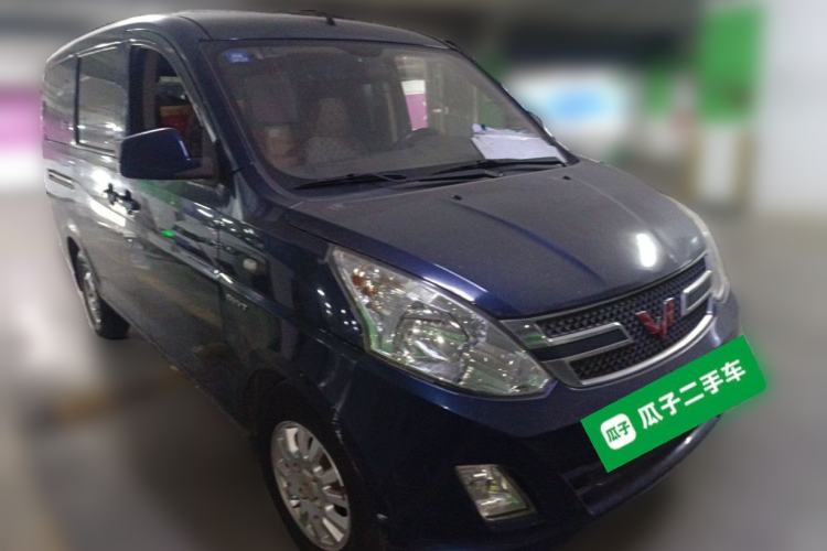 Used Wuling Rongguang V 2016 1.5L Standard Version Front Right 45 Deg