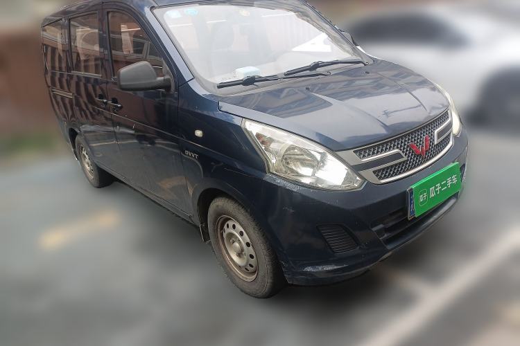Used Wuling Rongguang V 2016 1.5L Practical Version Front Right 45 Deg