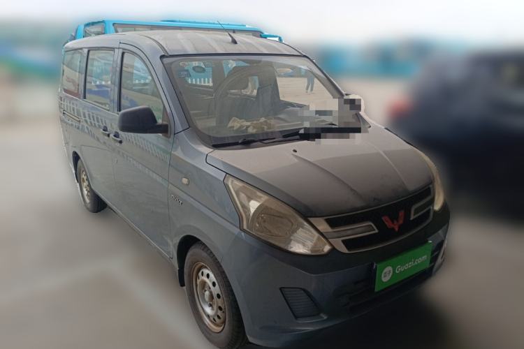 Used Wuling Rongguang V 2016 1.5L Practical Version Front Right 45 Deg