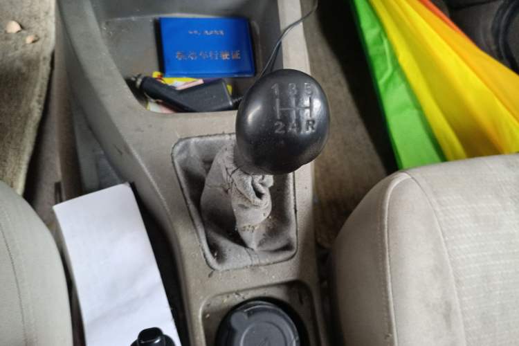 Used Wuling Rongguang V 2016 1.5L Practical Version Gear Lever