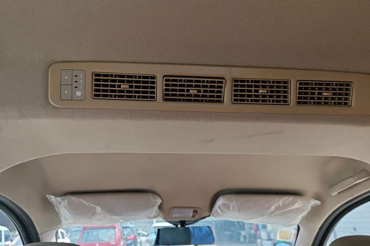Used Wuling Rongguang V 2016 1.5L Standard Version Headliner