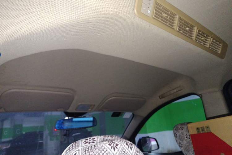 Used Wuling Rongguang V 2016 1.5L Standard Version Headliner