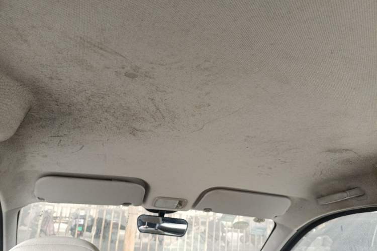 Used Wuling Rongguang V 2016 1.5L Practical Version Headliner