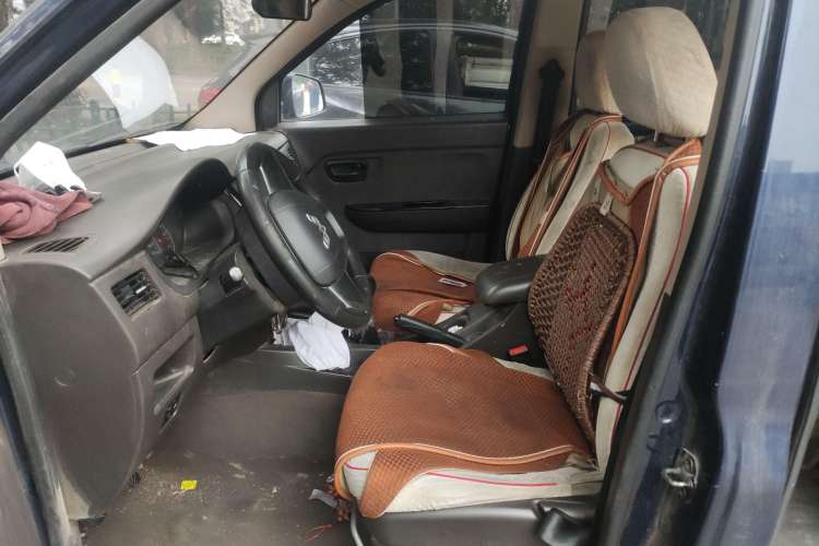 Used Wuling Rongguang V 2016 1.5L Standard Version Left Front Seat