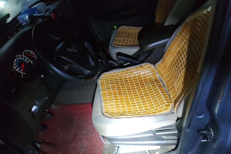 Used Wuling Rongguang V 2016 1.5L Standard Version Left Front Seat