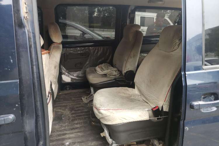 Used Wuling Rongguang V 2016 1.5L Standard Version Left Rear Seat