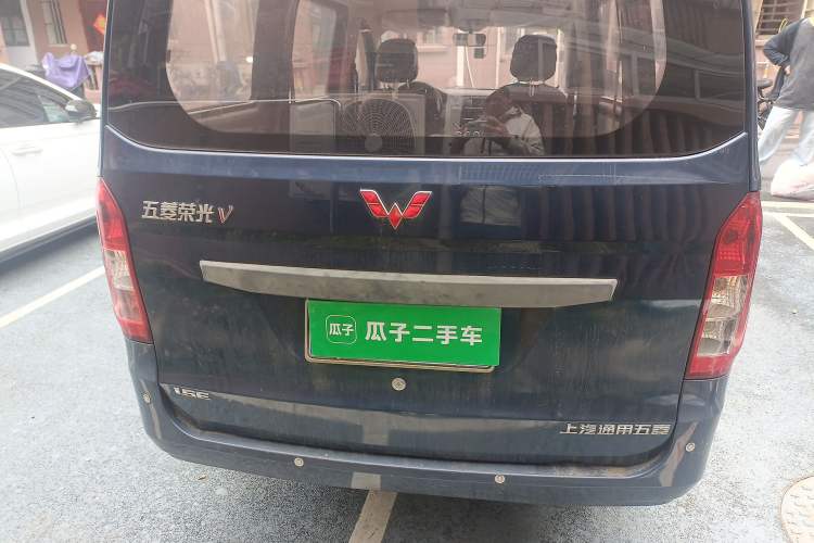 Used Wuling Rongguang V 2016 1.5L Practical Version Rear