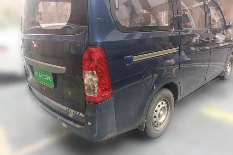 Used Wuling Rongguang V 2016 1.5L Practical Version Rear Right 45 Deg