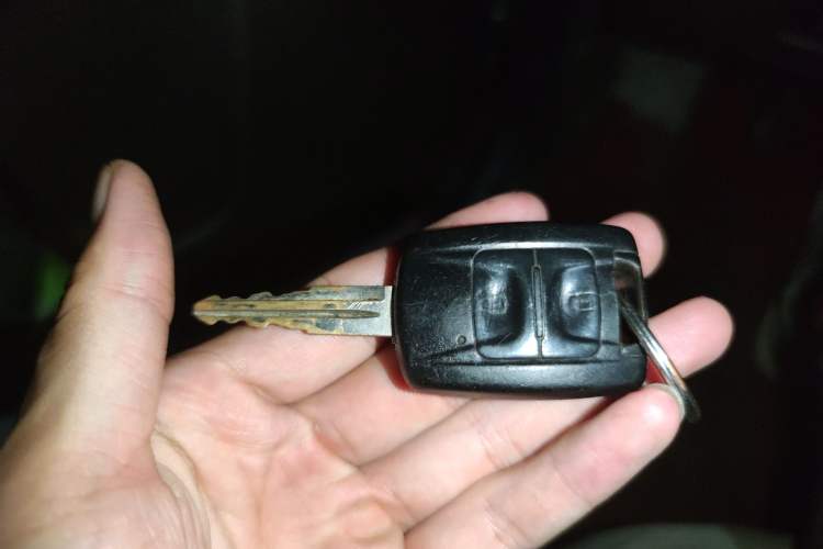 Used Wuling Rongguang V 2016 1.5L Standard Version Vehicle Key