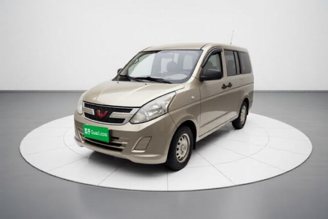Wuling Rongguang V 2016 1.5L Practical Version usata