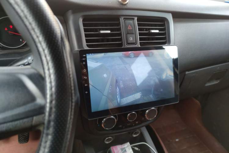 Used Wuling Rongguang V 2016 1.5L Standard Version Audio And AC Panel