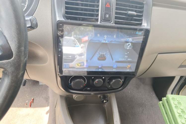 Used Wuling Rongguang V 2016 1.2L Practical Model Non-Power-Assisted Audio And AC Panel